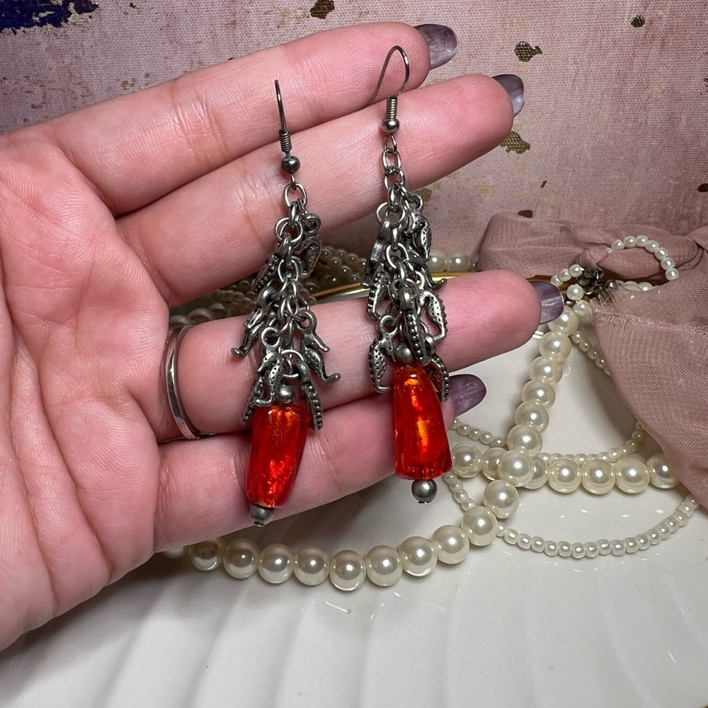 ✨🧡♥️SEAHORSE & BLOWN GLASS BEADS EARRINGS♥️🧡✨